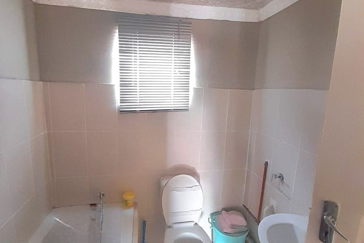 Neat 4-Bedroom Home for Sale in NU 15, Mdantsane - Photo 4