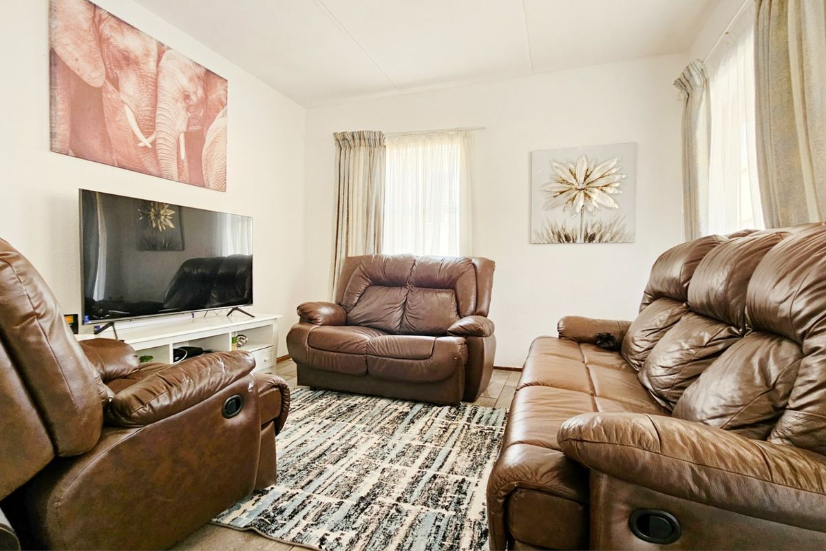 A neat apartment in Three Rivers Proper. - Photo 4