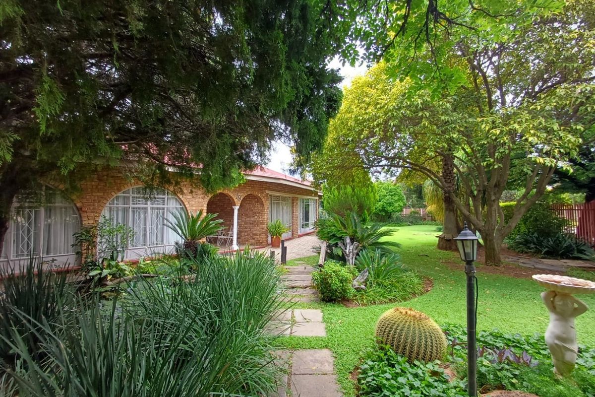 A Spacious Family Gem in the Heart of Flimieda - Photo 4