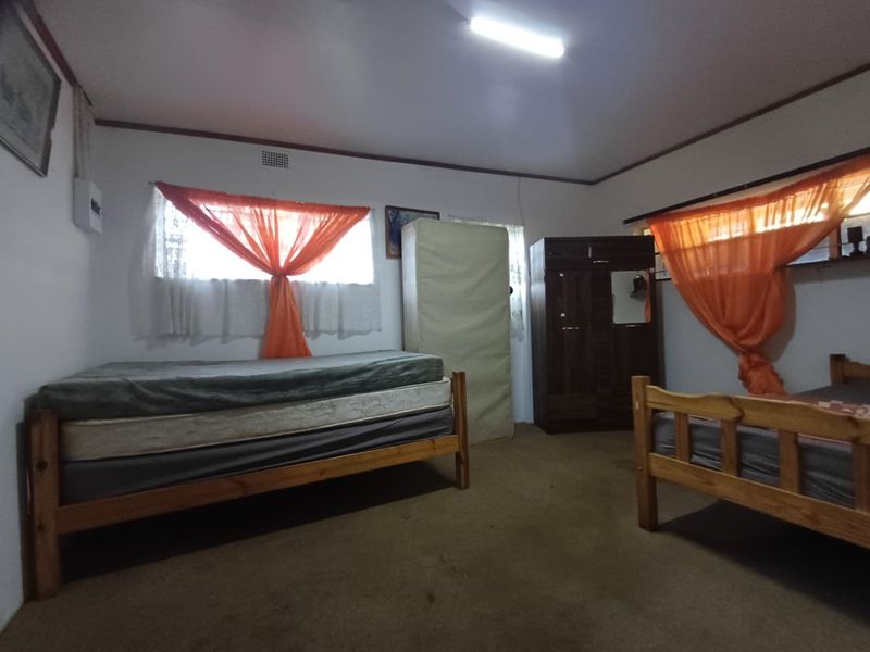 A Spacious Dual-Living Opportunity in Stilfontein - Photo 8