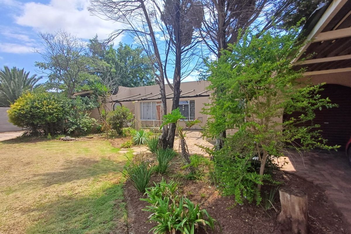 Exceptional Family Home Priced Below Market Value - Photo 2