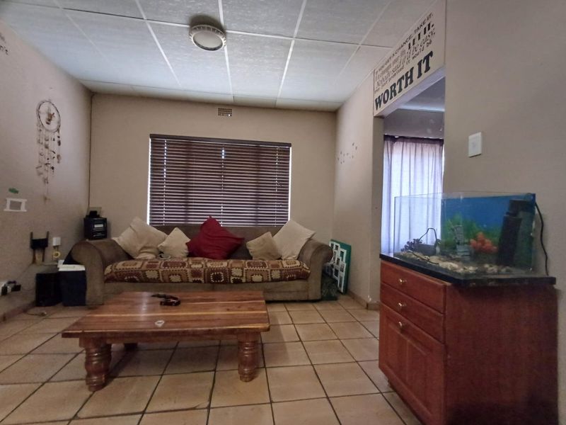 Exceptional Family Home Priced Below Market Value - Photo 10