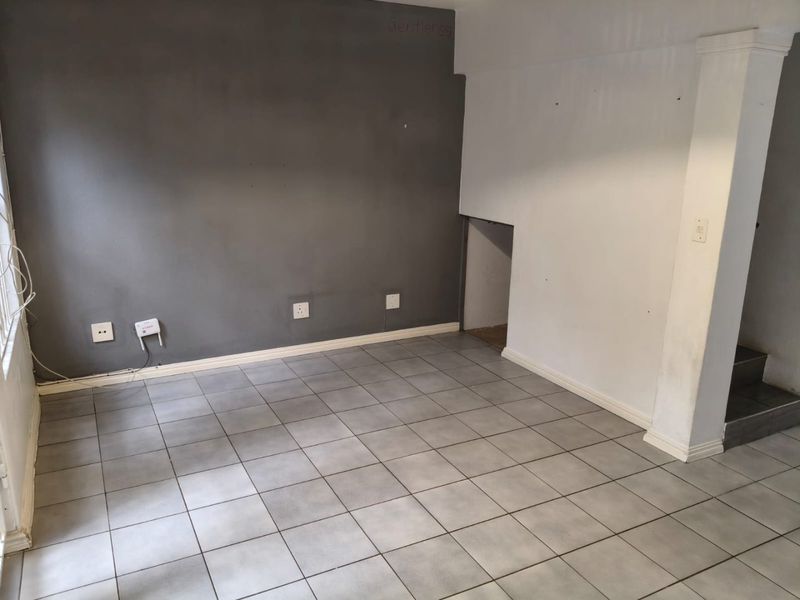 Peaceful Suburban Living – Willgeheuwel / Radiokop 2-Bedroom Gem with Private Garden - Photo 4