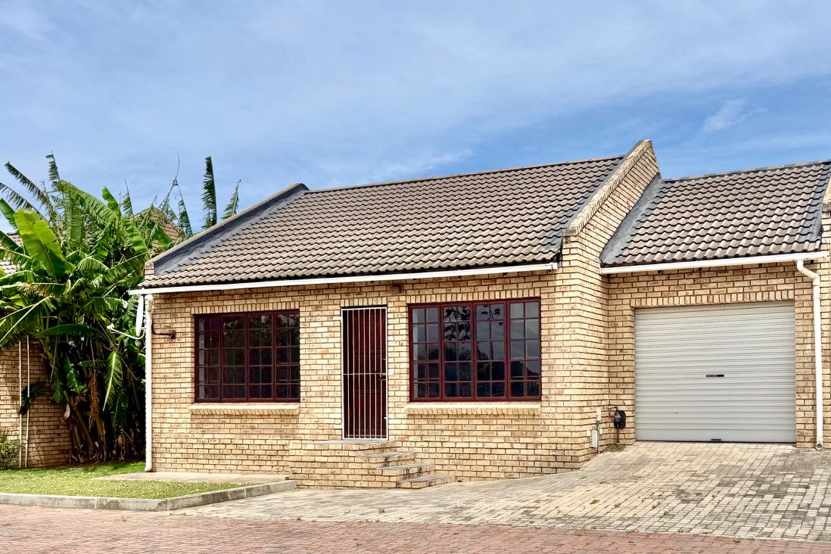 Secure estate newly renovated  - Photo 4