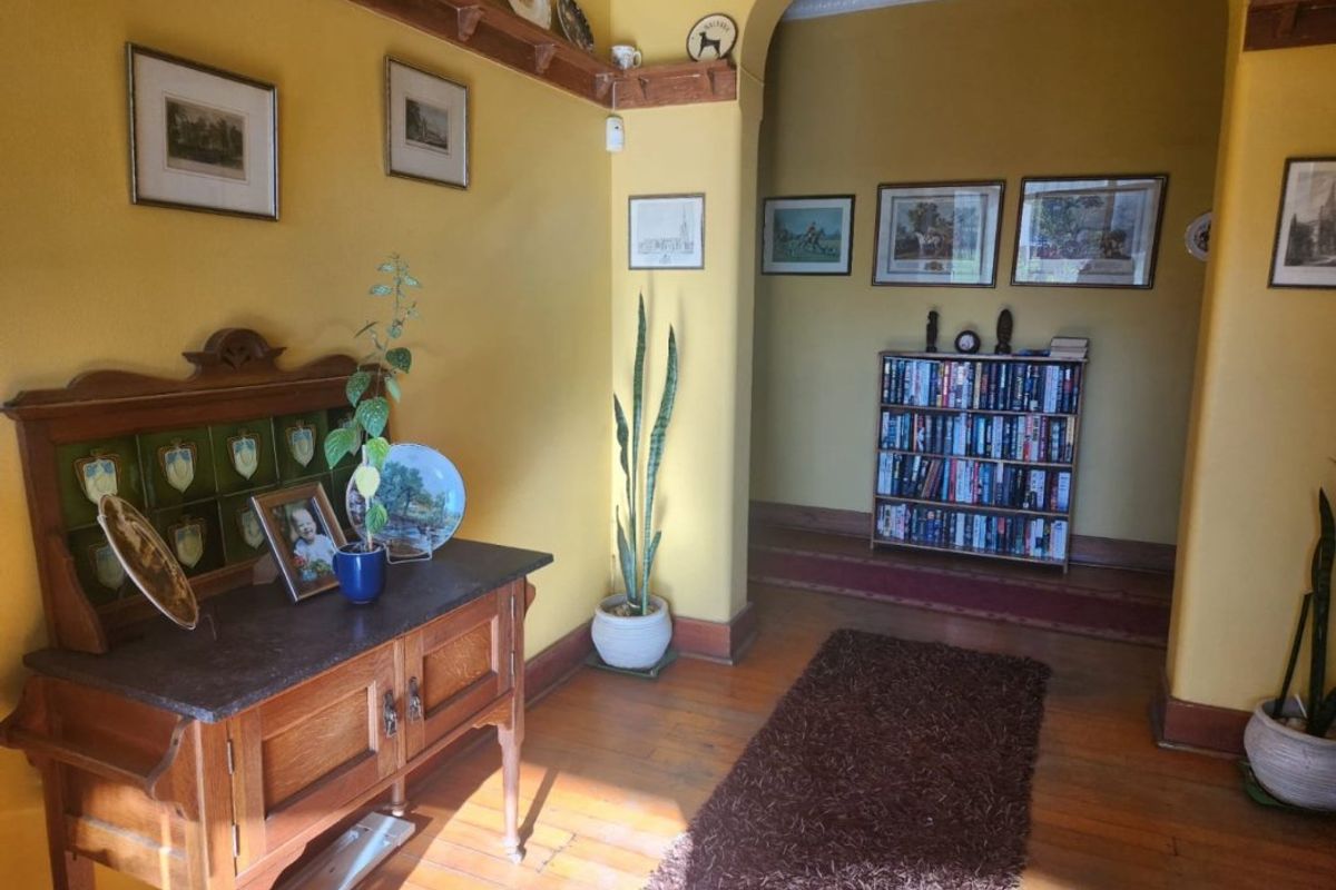 3 Bedroom House For Sale in Kensington - Photo 4