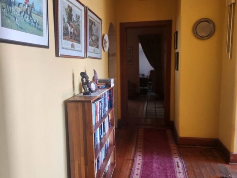 3 Bedroom House For Sale in Kensington - Photo 9