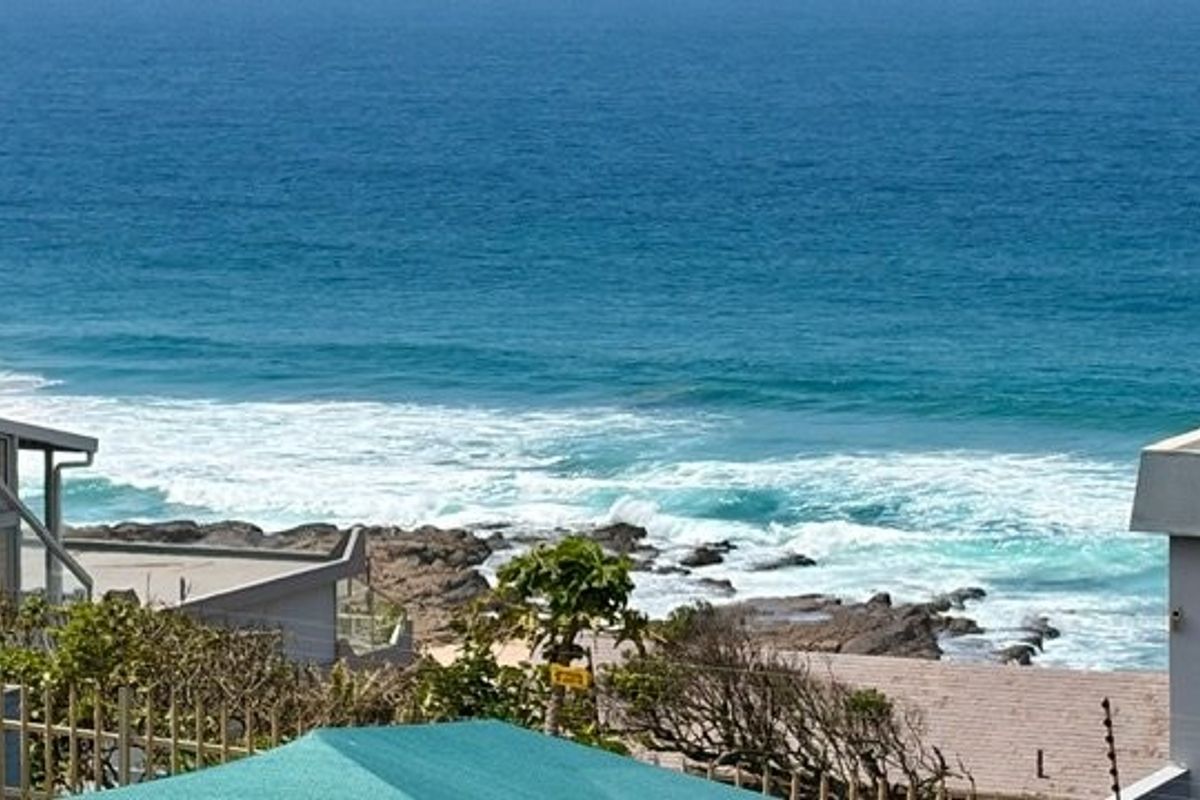 Perfect Beachfront Apartment With Stunning Sea Views - Photo 2