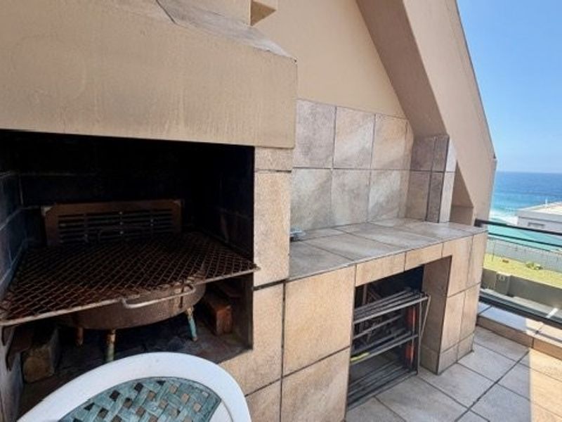 Perfect Beachfront Apartment With Stunning Sea Views - Photo 5