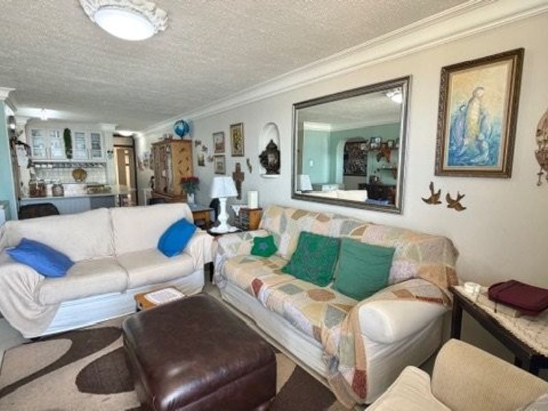 Perfect Beachfront Apartment With Stunning Sea Views - Photo 7