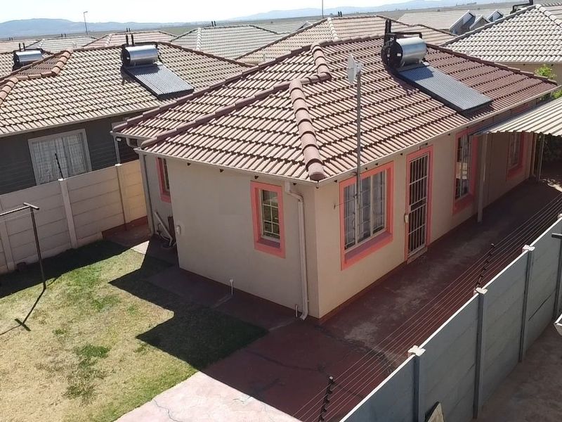 Stunning 3Bedroom House for Sale in Sky City - Photo 2