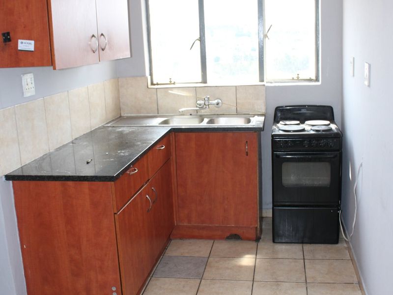 2 Bedroom Flat starter Pack - 3rd Floor Unit - Photo 4