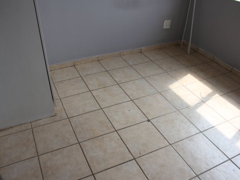 2 Bedroom Flat starter Pack - 3rd Floor Unit - Photo 10