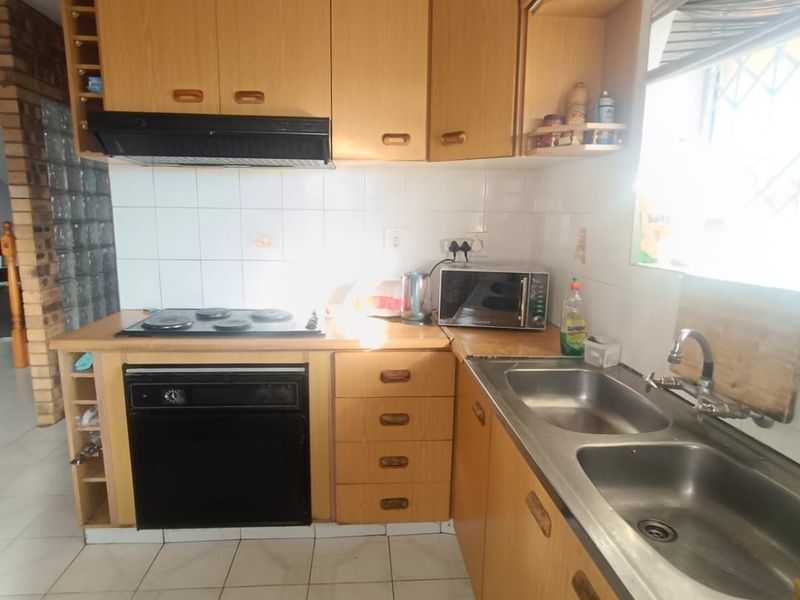 3 Bedroom House For Sale in Merewent R1 350 000 - Photo 10