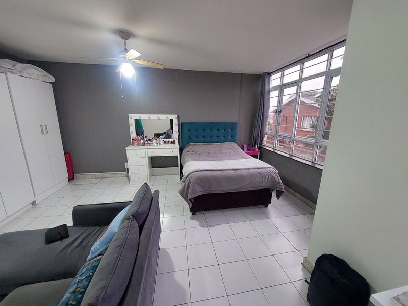 Batchelor apartment for sale in Essenwood - Photo 7