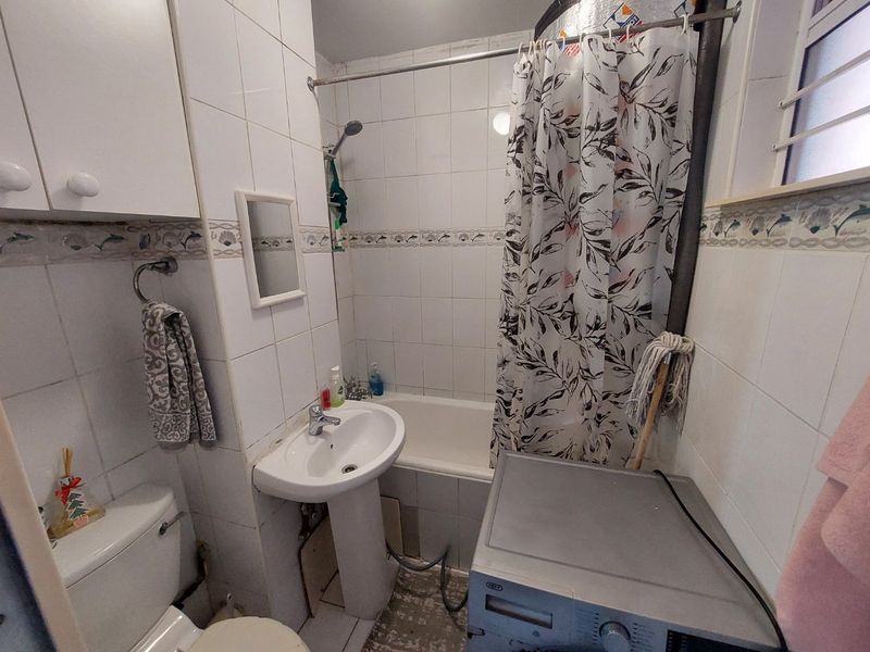 Batchelor apartment for sale in Essenwood - Photo 6