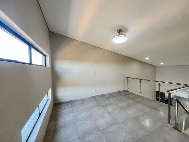 Your Elegant 3-Bed Escape in the Heart of Centurion - Photo 10