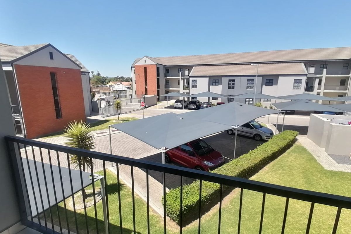 Stunningly, Modern and  Neat 2 Bedroom Apartment - Photo 5