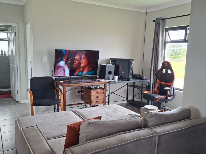 Coastel living at its best - Photo 9