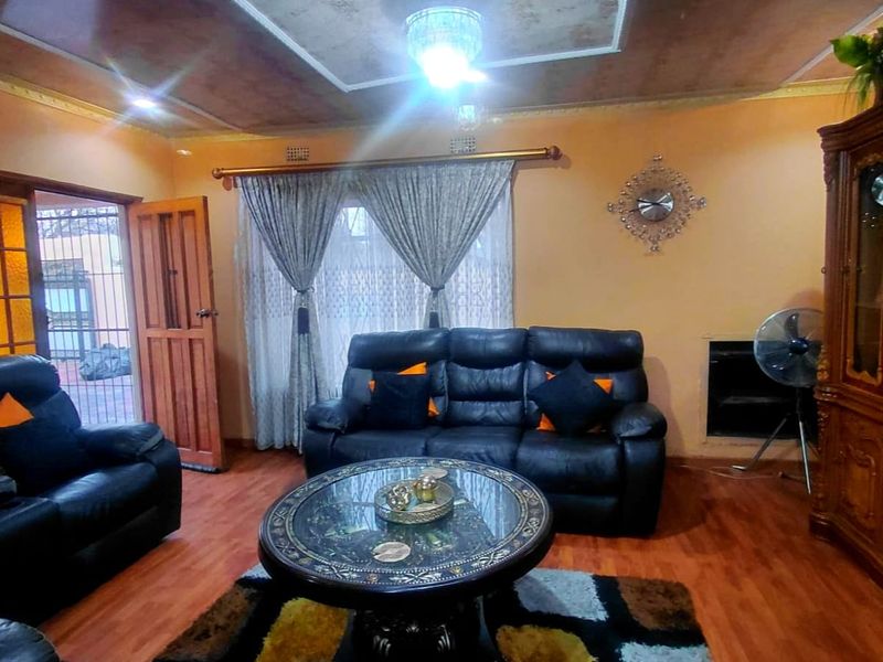 Modern property for first-time buyers - Photo 2