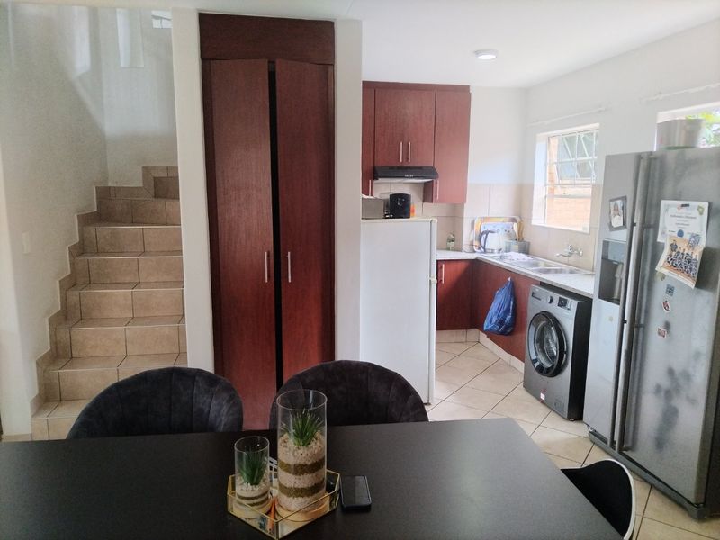 Prime 3 Bedroom Double Garage Marula Hazeldean Oukraal Estate - Photo 6