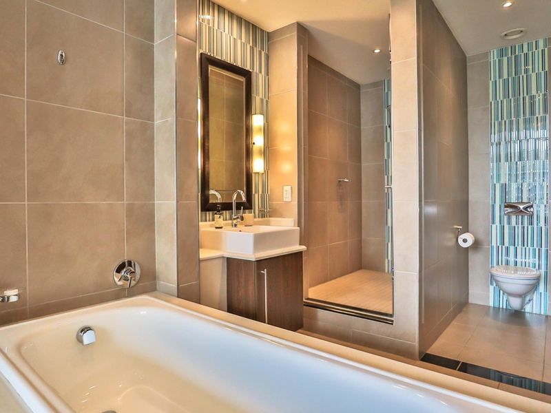 CALLING ALL INVESTORS AND FIRST TIME HOME OWNERS. - Photo 8