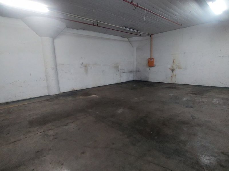 Commercial property for rent in Umbilo - Photo 3