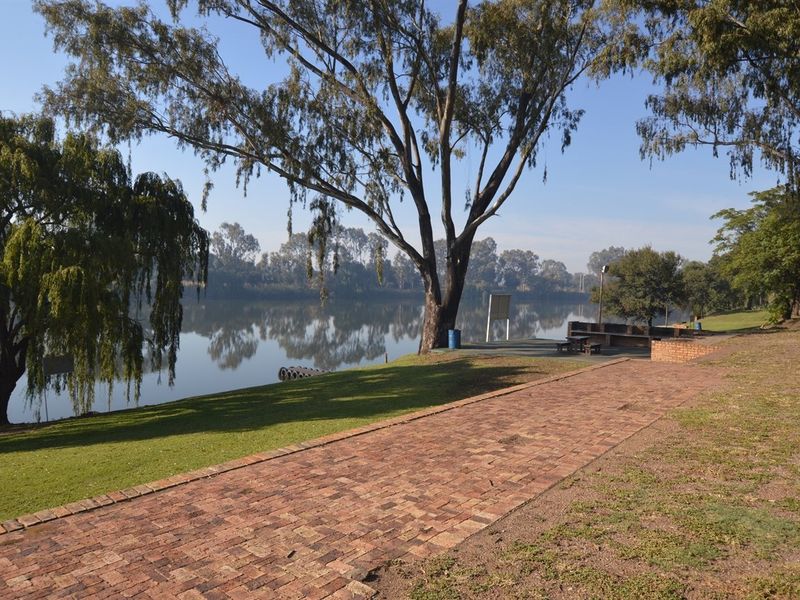 New on the market! Vacant land in Riverspray Lifestyle Estate - Photo 4