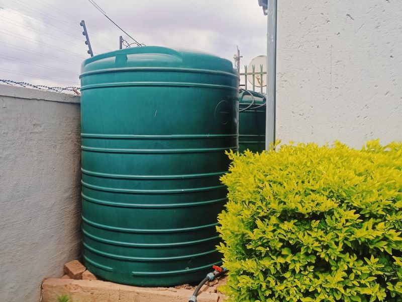 FOR SALE: Stylish 3-Bedroom Duplex in Secure Complex – Modern, Spacious & Ready to Move In! - Photo 4