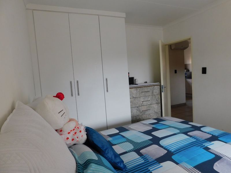 Modern 2-Bedroom Apartment for Sale in The Pines – Bright, Secure & Perfectly Located - Photo 7