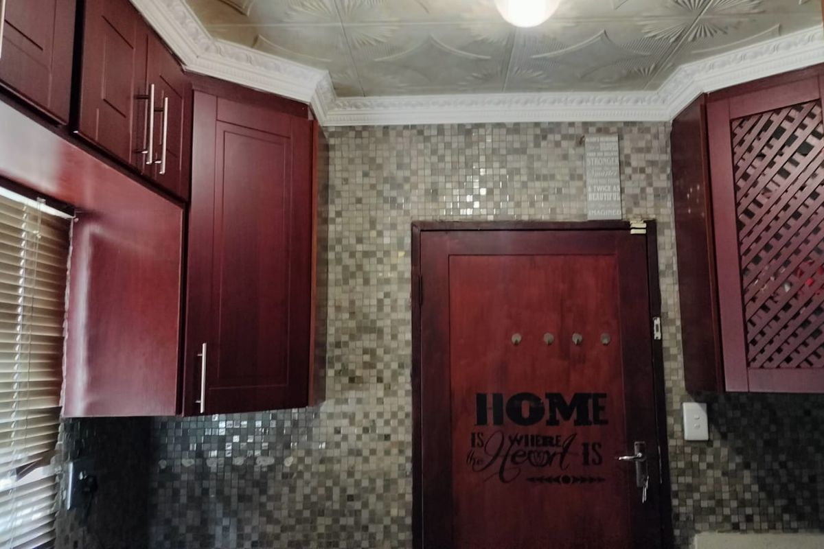 3 Bedroom House for Sale - Photo 3