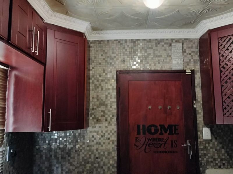 3 Bedroom House for Sale - Photo 3