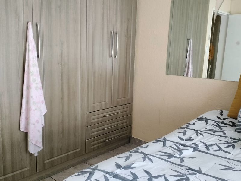 3 Bedroom House for Sale - Photo 10