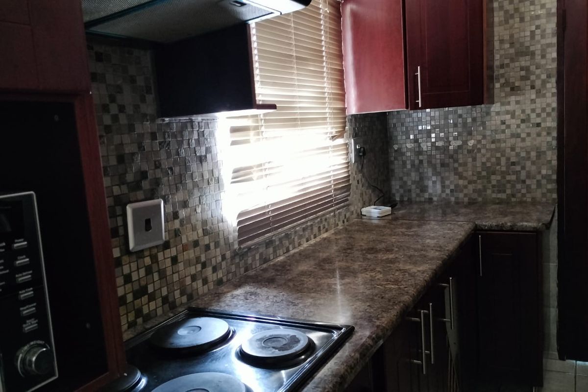 3 Bedroom House for Sale - Photo 4