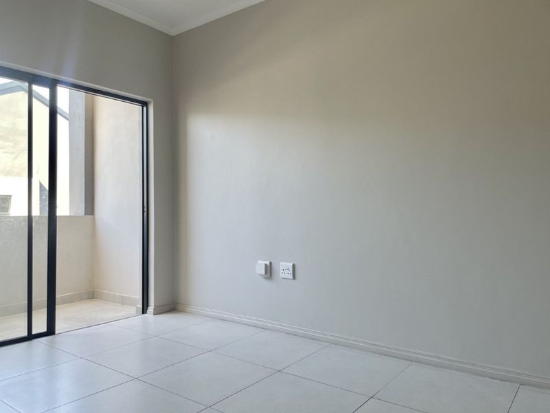3 bedrooms 2 bathrooms house For Sale - Photo 9