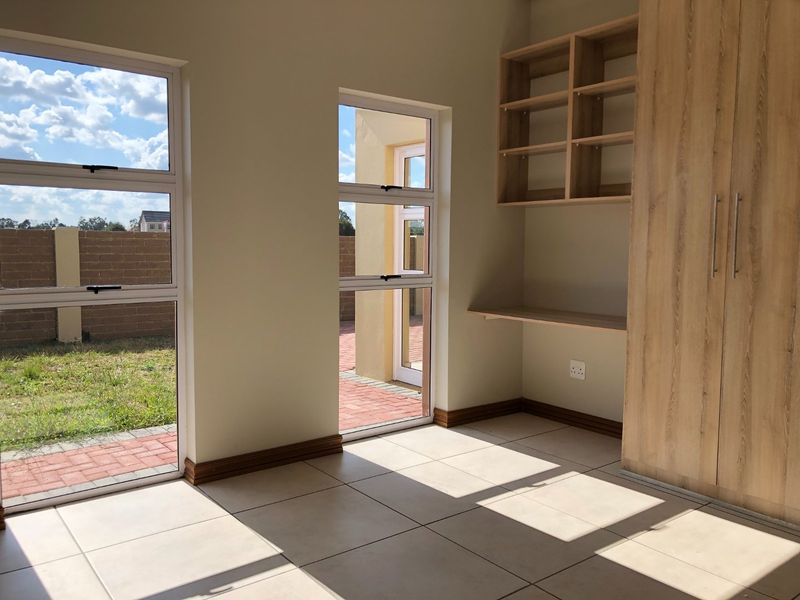 Location, Location, Location! - Photo 10