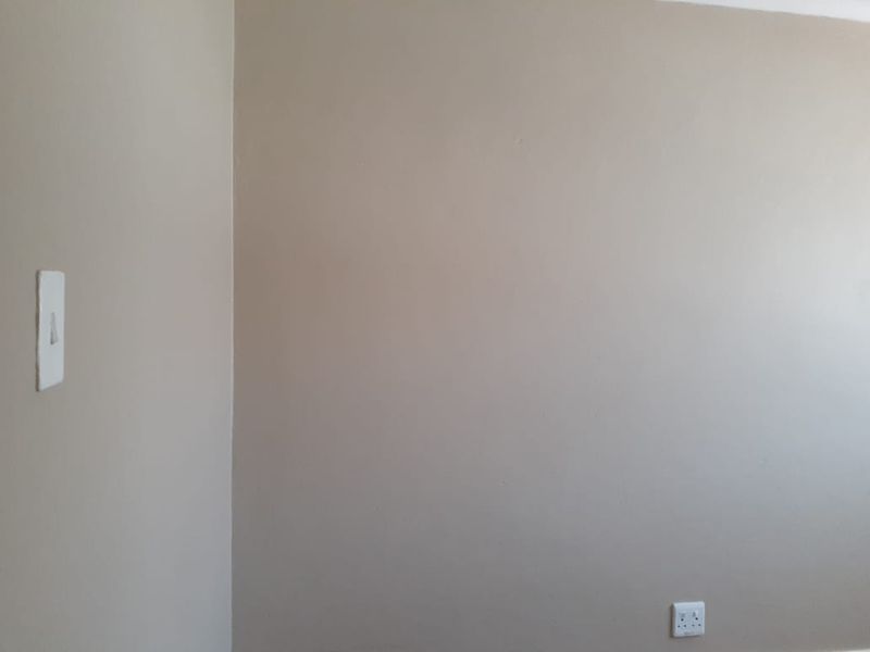 2 bedroom apartment for sale in Sydenham - Photo 10