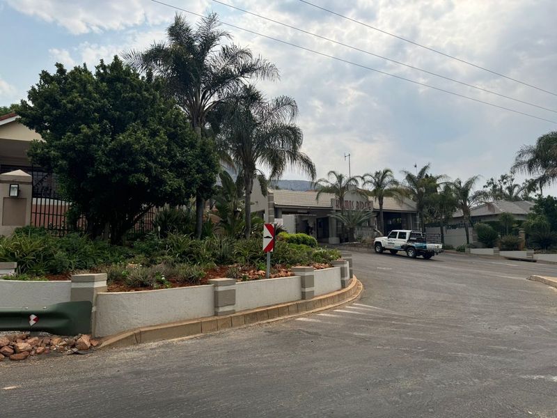 824m2 Prime Vacant Land in Kosmos Ridge - Photo 7