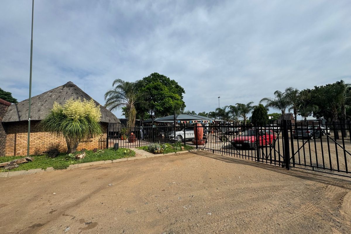 Commercial Property for Sale: Femsus – 9.4219ha Prime Location between Hartbeespoort & Brits - Photo 5