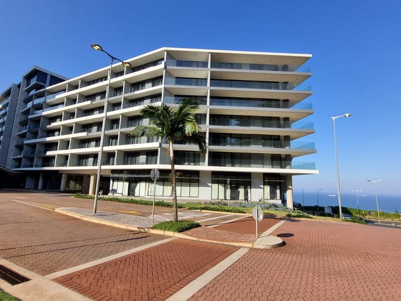 Furnished 3 Bedroom apartment in a stunning new development in Ridgeside. - Photo 4