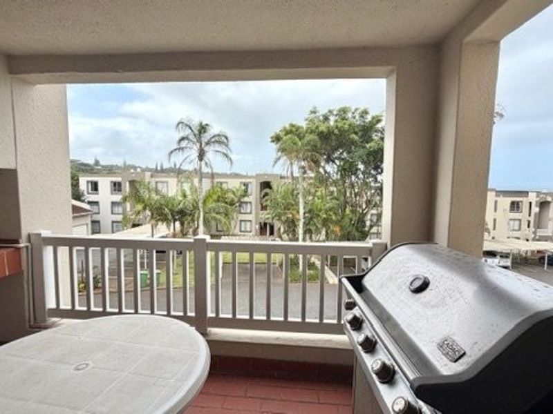 Beachfront Living at Laguna La Crete – Fully Furnished with Sea Views  - Photo 4