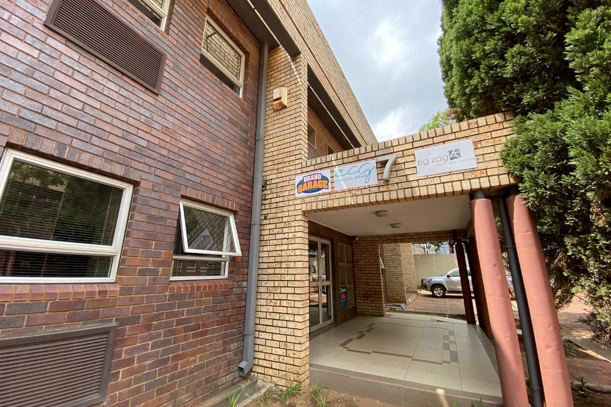 Affordable Office Space Available In Lynnwood - Photo 4