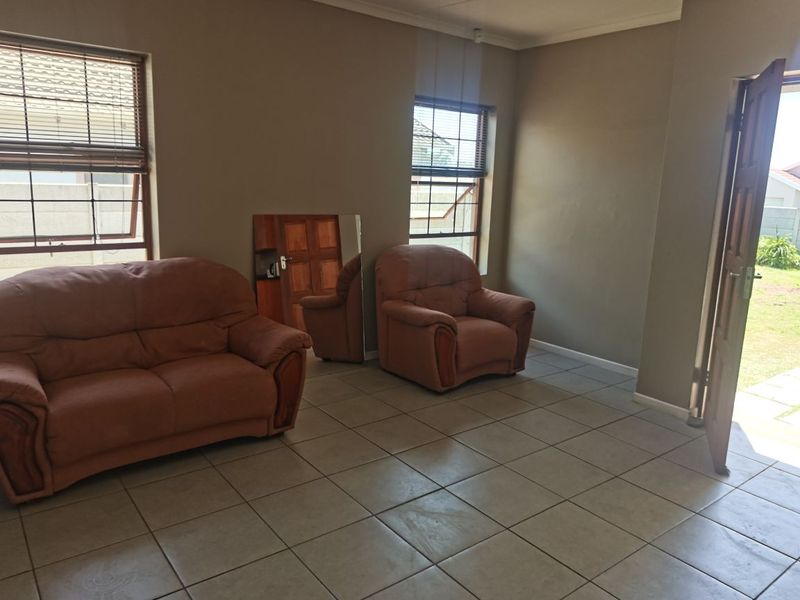 2 bedroom townhouse for sale in Parsonsvlei - Photo 7