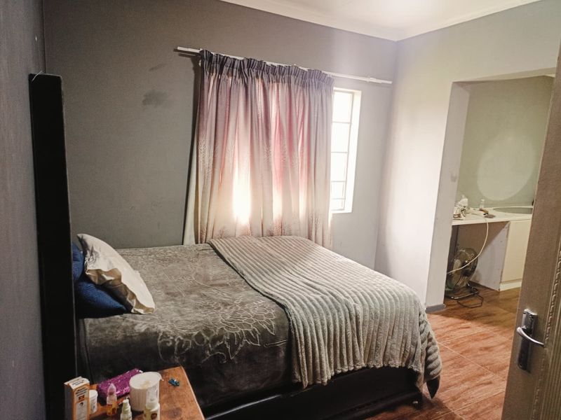 nestled ideally in gated area close to amenities - Photo 9