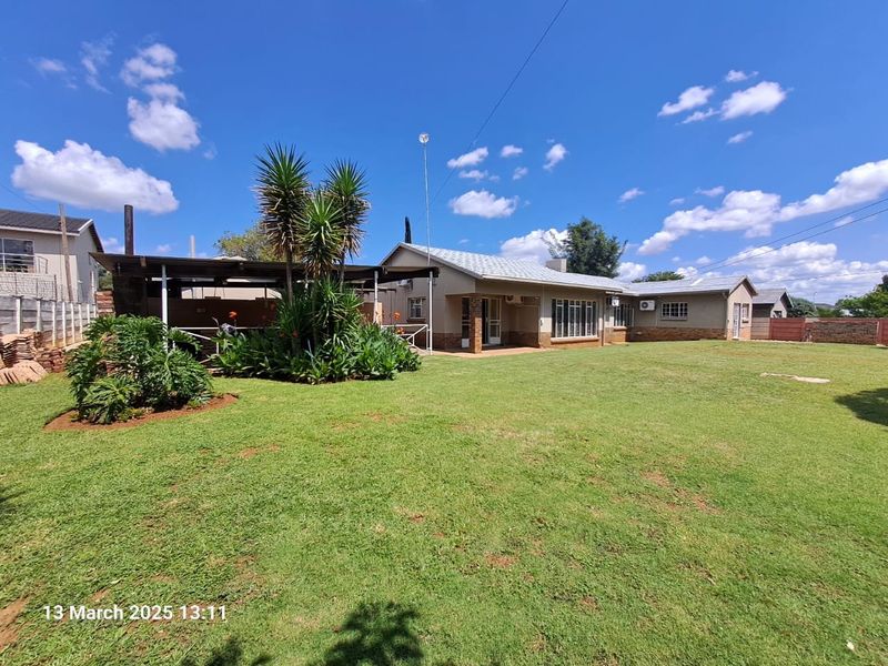 Commercial property for sale in Wilkoppies. - Photo 9