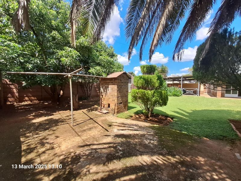 Commercial property for sale in Wilkoppies. - Photo 5