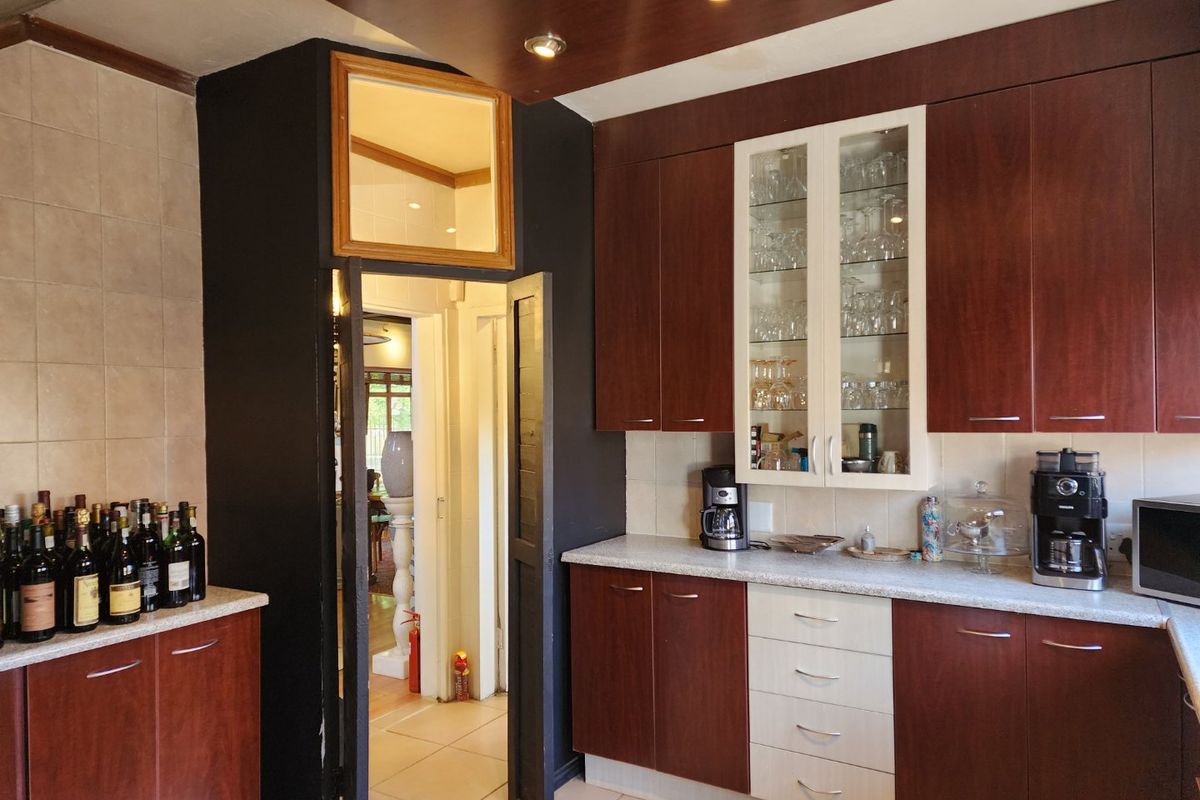 Double-Storey Mixed-Use Property for Sale - Photo 5