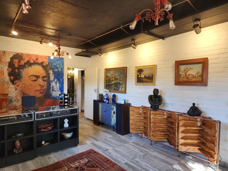 Double-Storey Mixed-Use Property for Sale - Photo 9