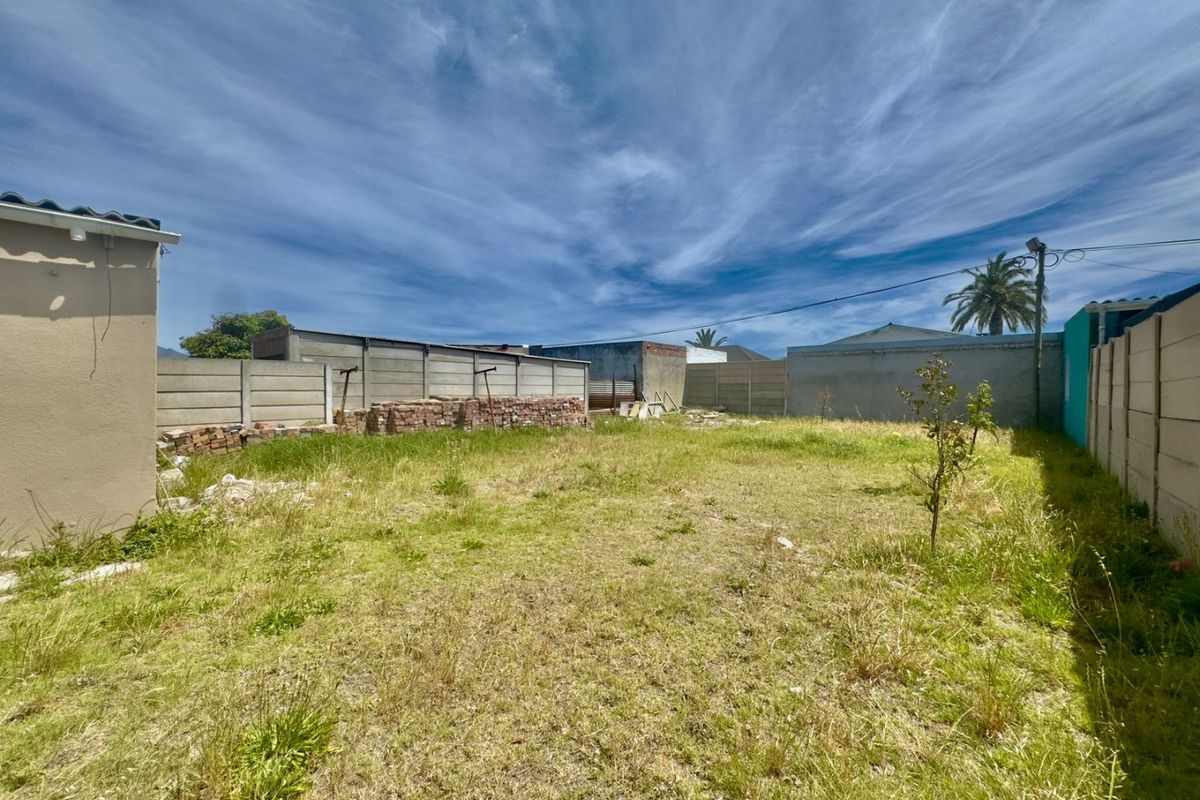 Plot and Plan For Sale In Lotus River  - Photo 4