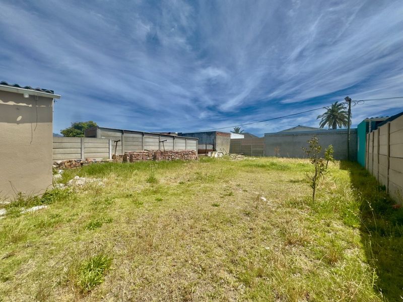 Plot and Plan For Sale In Lotus River  - Photo 4