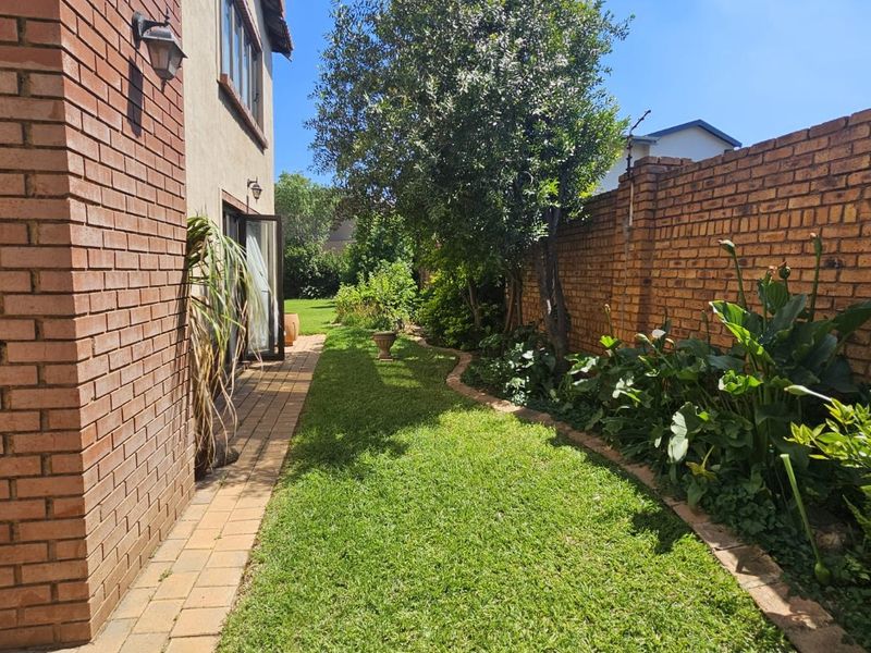 FAMILY RETREAT - Photo 10